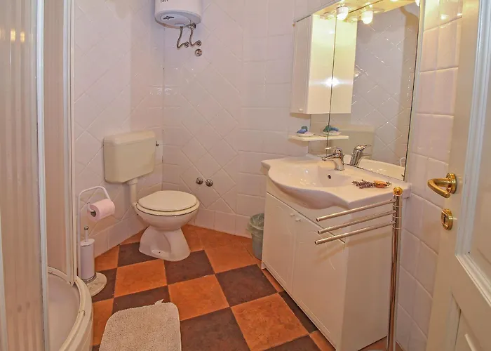 Leandra In Rovinjsko Selo * Istrien ゲストハウス 3*